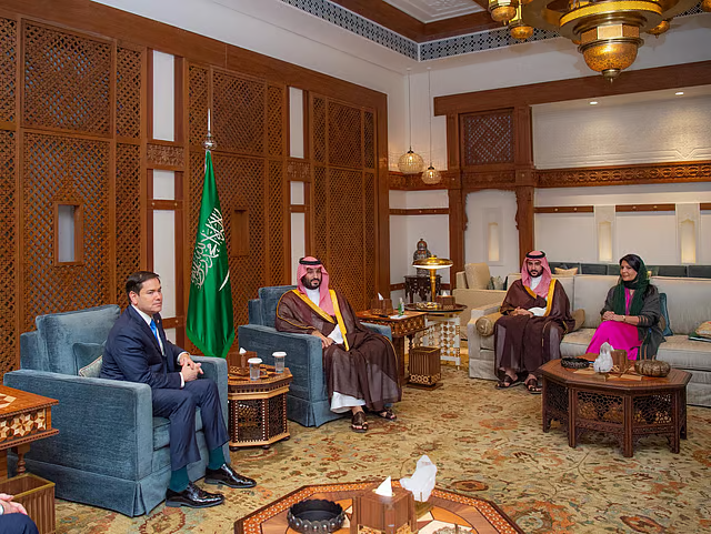 محمد بن سلمان يستقبل وزير الخارجية الأمريكي