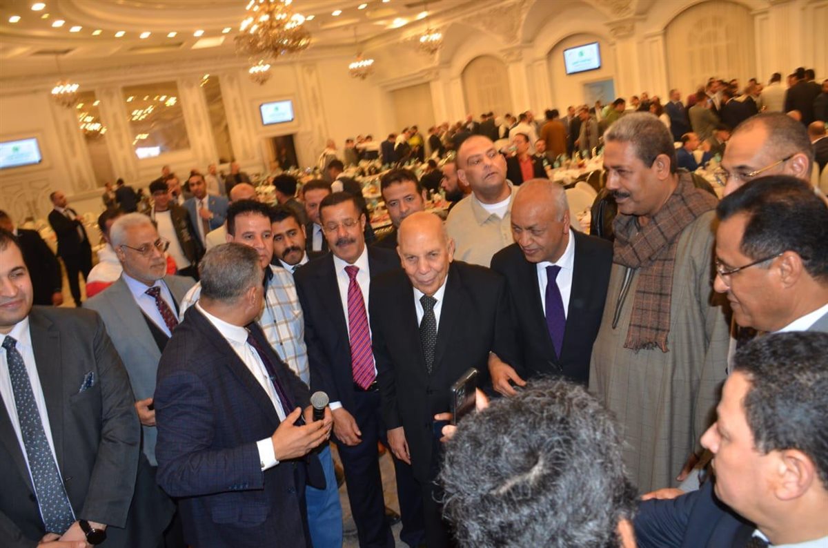 أثناء حفل الإفطار 