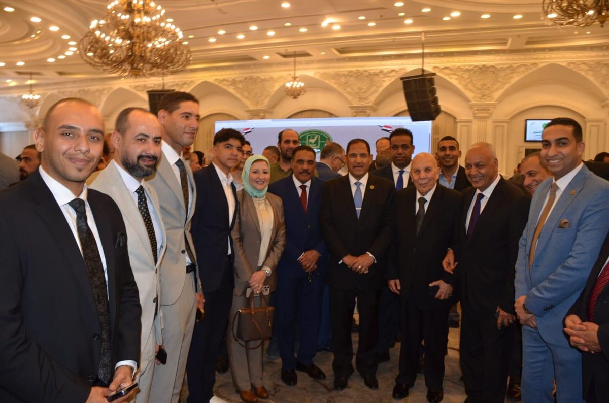 أثناء حفل الإفطار