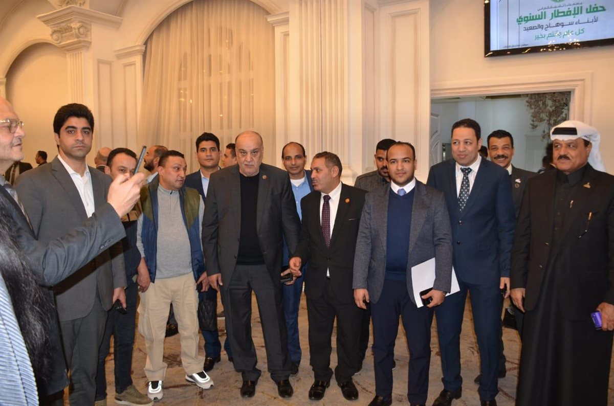 أثناء حفل الإفطار