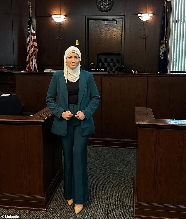  أميرة هاشوي