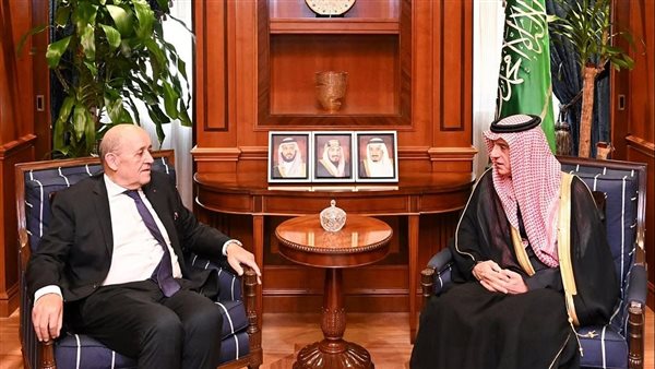 الجبير يبحث مع لودريان تطورات لبنان والأوضاع الإقليمية