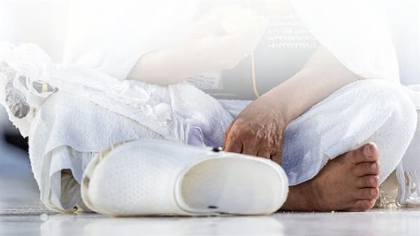 وزارة الحج والعمرة تؤكد أهمية العناية بالقدمين خلال أداء الع