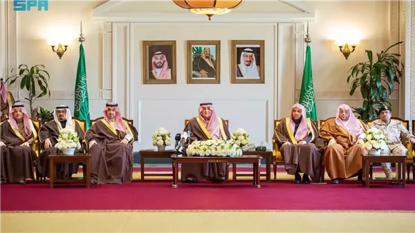 أمير تبوك يرعى 