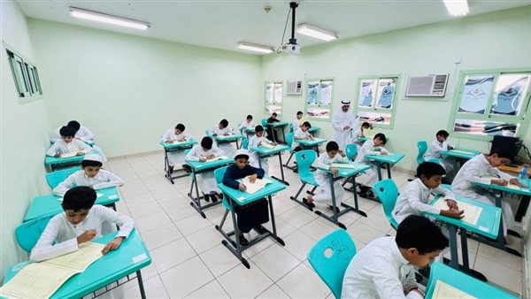 2455 مدرسة بمكة المكرمة 