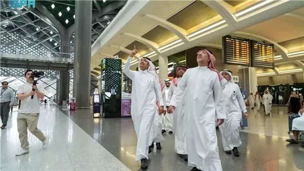 وزير النقل يتابع استعدادات قطار الحرمين لموسم العمرة