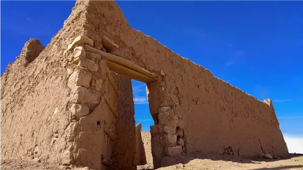 قرية لينة التاريخية.. تراث معماري وسياحي مذهل