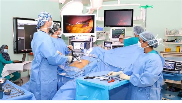 إنقاذ حياة مريض يعاني من السمنة المفرطة والفشل الكلوي 