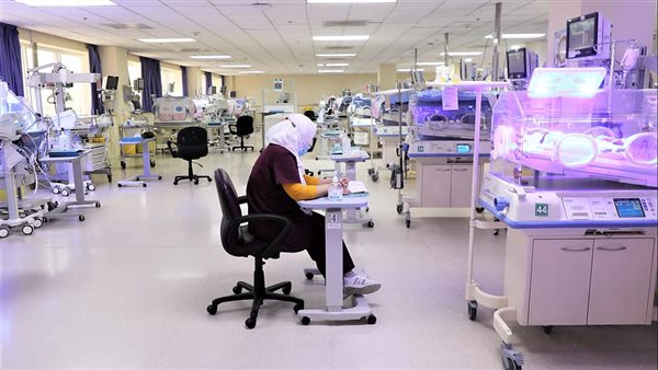 إنقاذ طفلة وُلدت بوزن 450 غرامًا