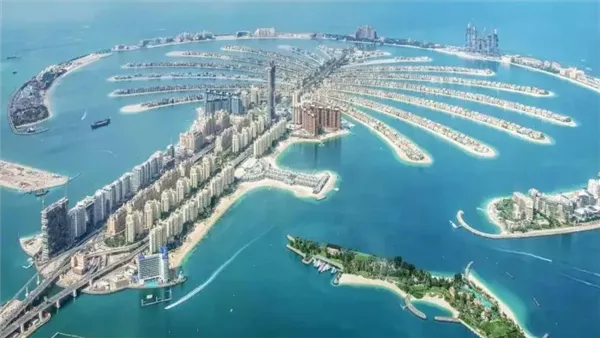  جزيرة النخلة بدبي 
