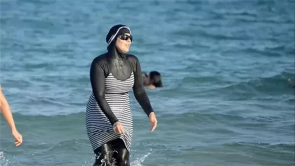 سوريا تحدد ملابس السباحة المسموحة للسياح