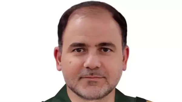 خسرو حسني