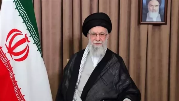 خامنئي يرد على تهويل ترامب إعلاميًا