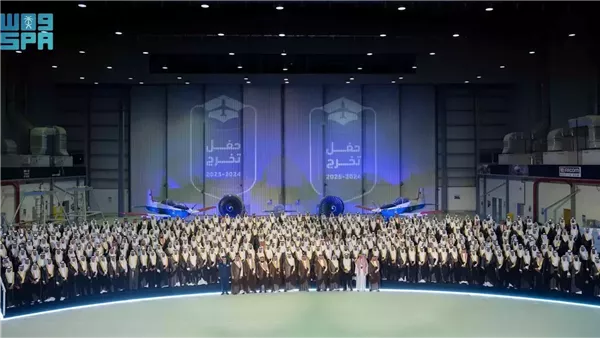 تخريج دفعة جديدة من طيران الرياض