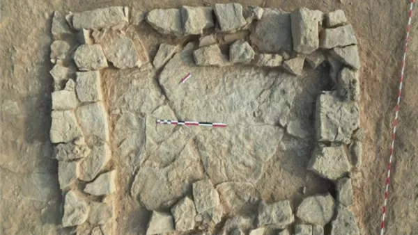 قطع فخارية اثرية